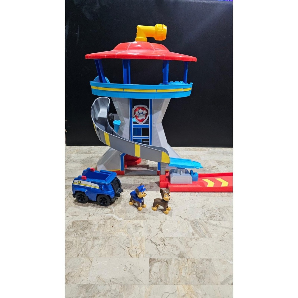 Paw Patrol Lookout Tower Playset with Vehicles and‎ Figures